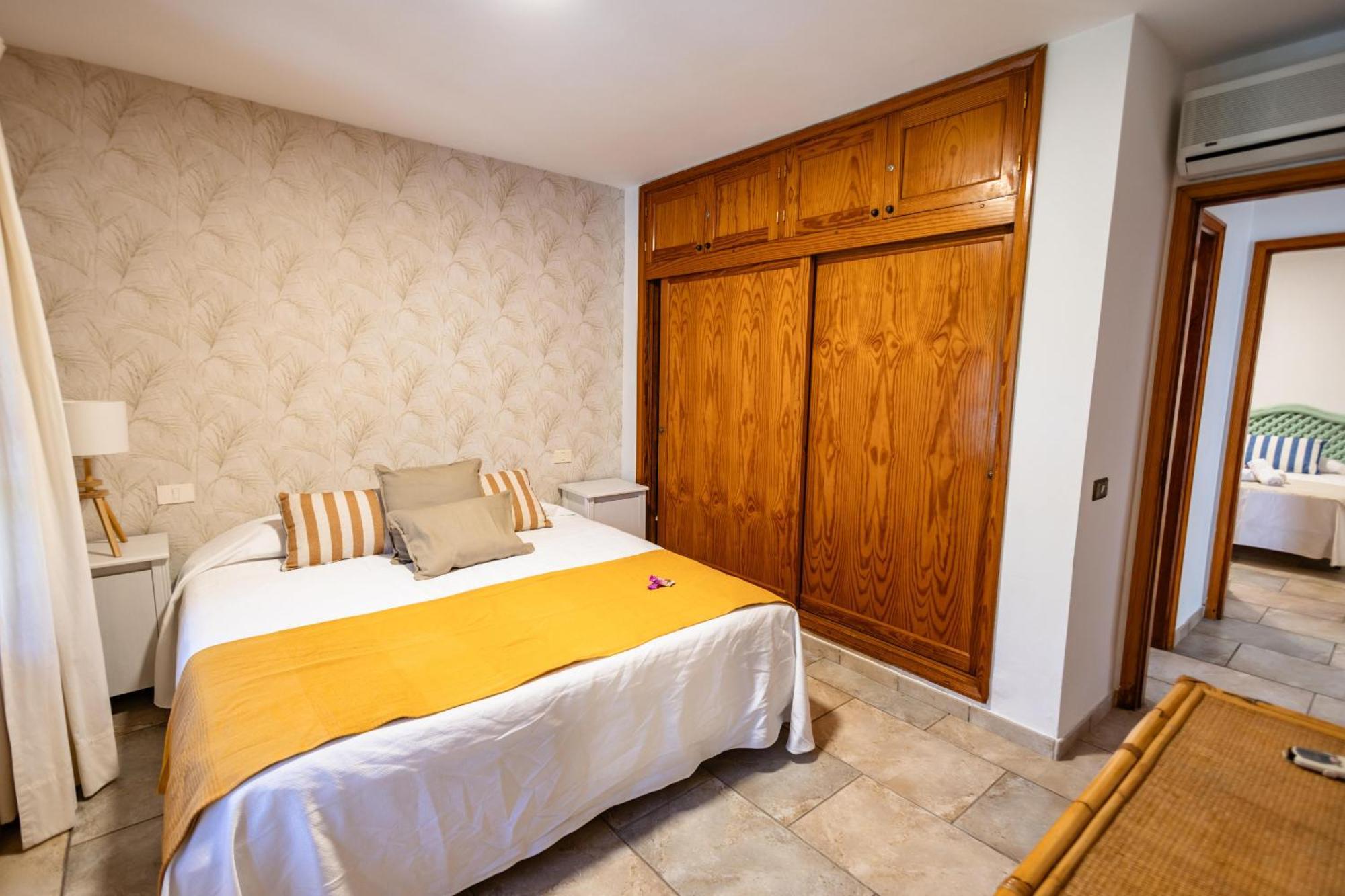 Oasis Holycan - By Gestion Vacacional Canarias San Bartolomé Exterior foto
